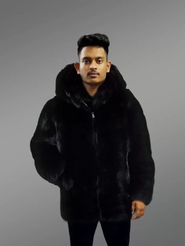 Mens Oversized Fox Fur Coat Makes One Look Chic - Image 3