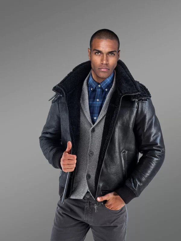 Stylish Shearling Jackets for Men in Alluring Black and Bomber Style - Image 2