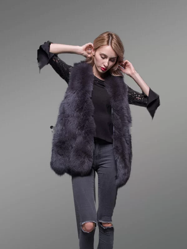 Black A-line fur vest for women - Image 4