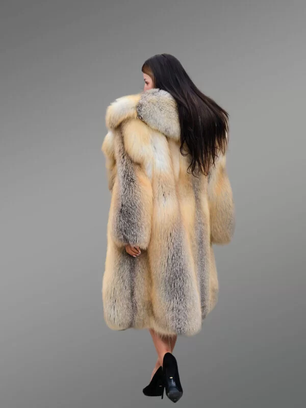 Women’s 3/4 Length Original Golden Fox Coat With Front Trimline - Image 3