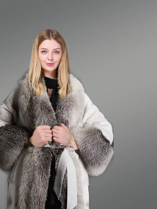 Women’s Genuine Mink Fur Coats to Unveil the More Appealing You - Image 3