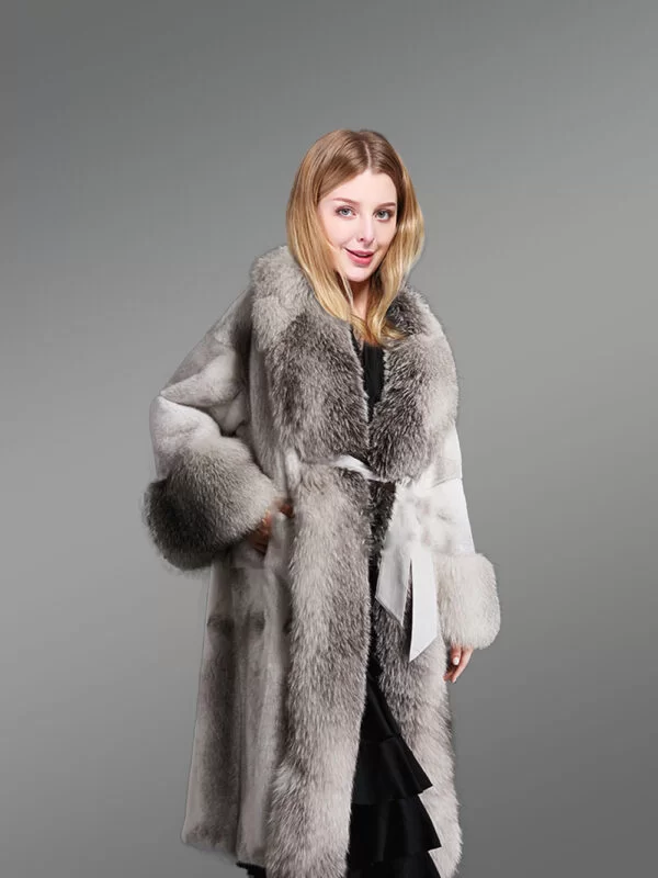 Women’s Genuine Mink Fur Coats to Unveil the More Appealing You - Image 2