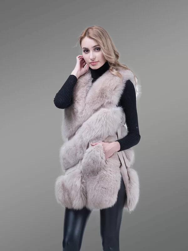 Stylish Fox Fur Vest for Women - Image 3
