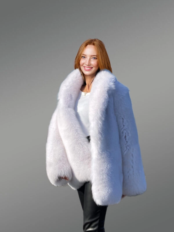 Long overcoat in Fox Fur - Image 4