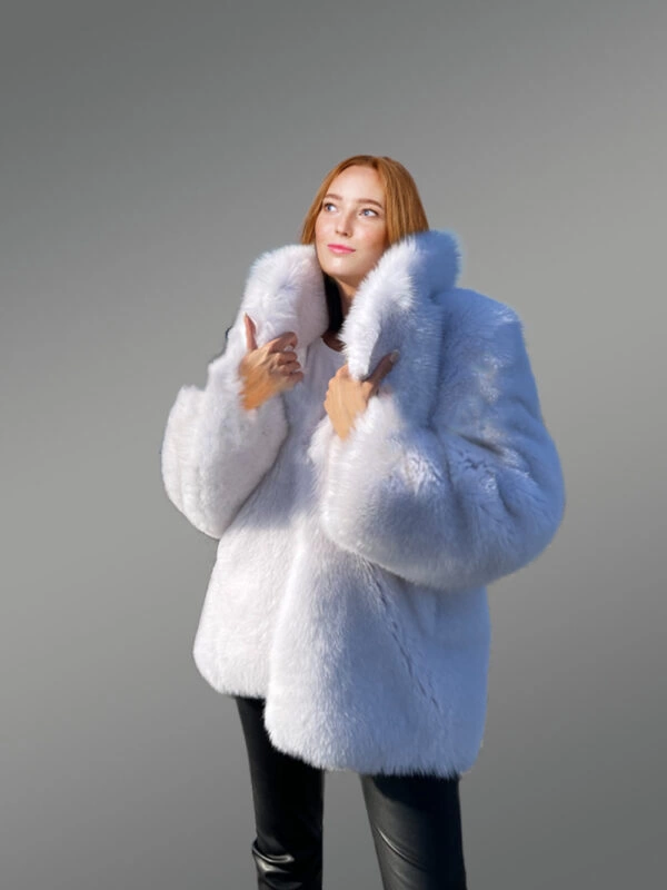 Long overcoat in Fox Fur - Image 2