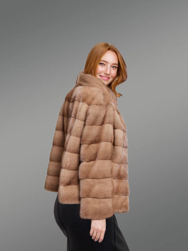 Womens Short Mink Fur Jacket – Trendy Looks with Optimum Comfort - Image 4