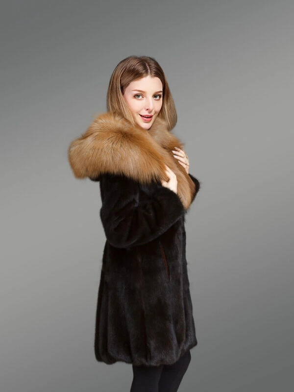 Black Mink Fur Coat with Fox Fur Lapel – Graceful Appearance & Cozy Warmth - Image 4